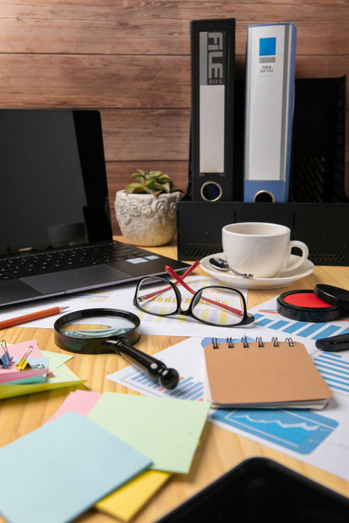 辦公室文具用具與機械設備專業攝影指南